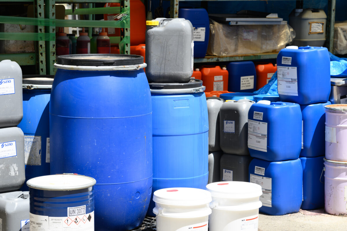 工業薬品の販売